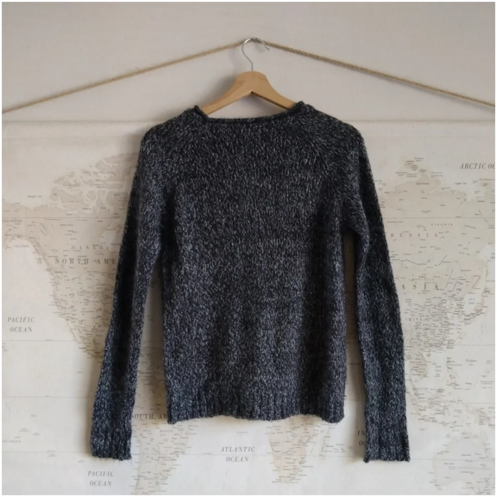 Yoki Badger Knit Sweater in Heather Grey-Size M - Picture 5 of 7